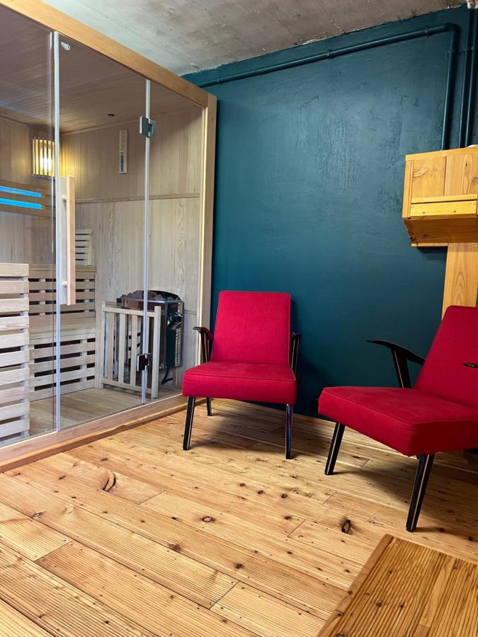 Houten Vakantiewoning "Reisnaarpolen" Royaal Ontbijt, Sauna En Hottub Czarna Góra المظهر الخارجي الصورة