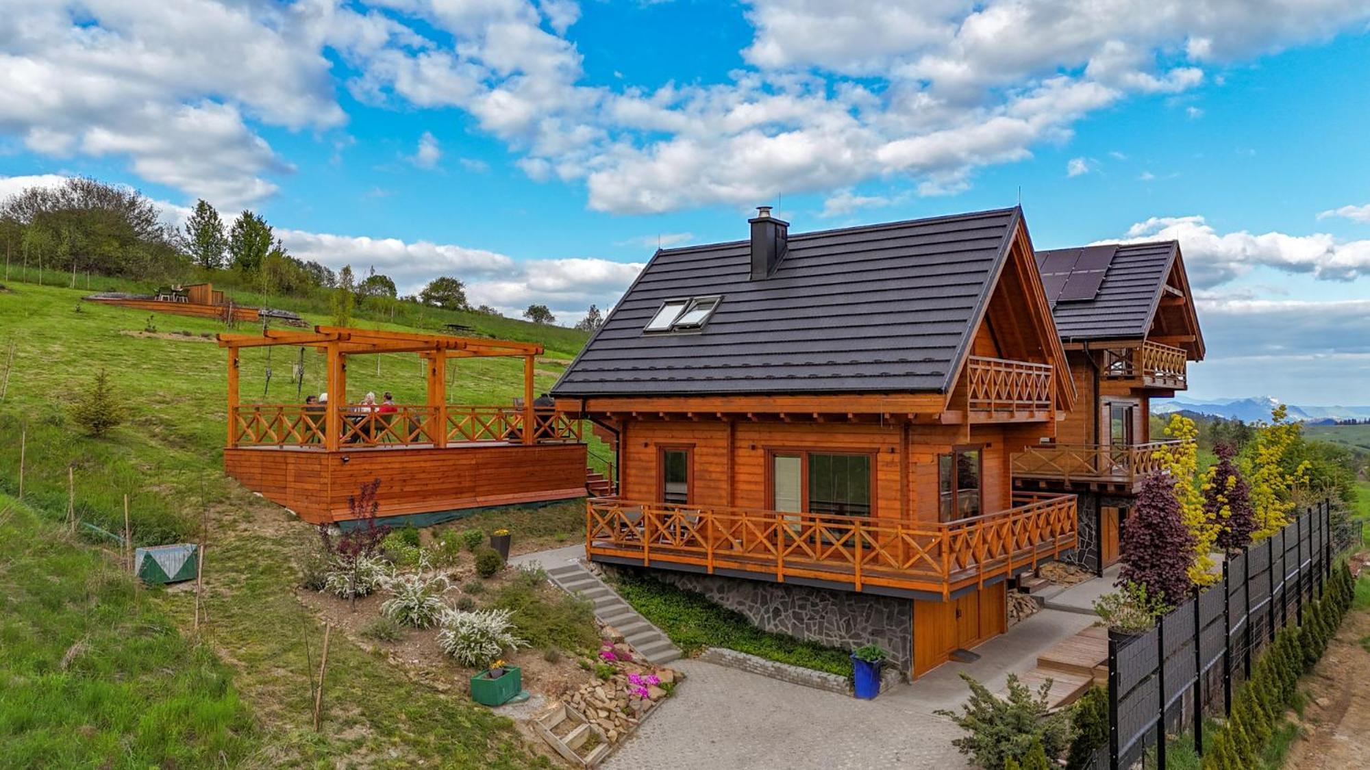 Houten Vakantiewoning "Reisnaarpolen" Royaal Ontbijt, Sauna En Hottub Czarna Góra المظهر الخارجي الصورة